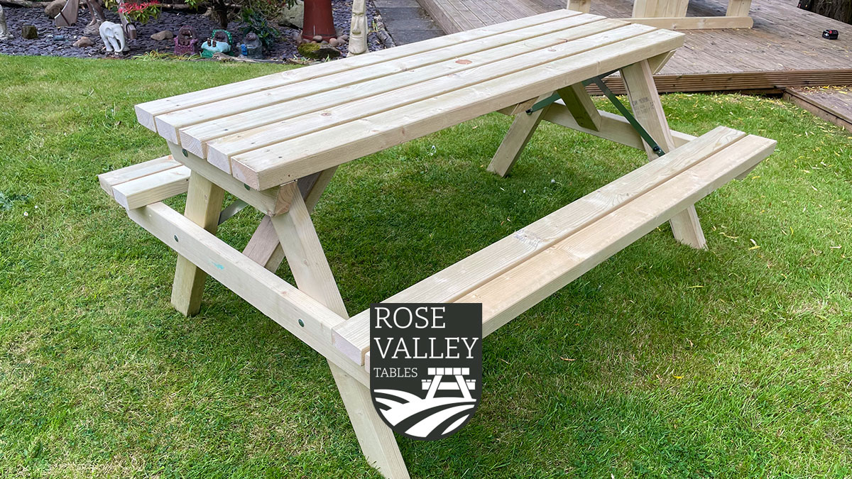 The Melbourne low cost handmade picnic table Rose Valley Tables